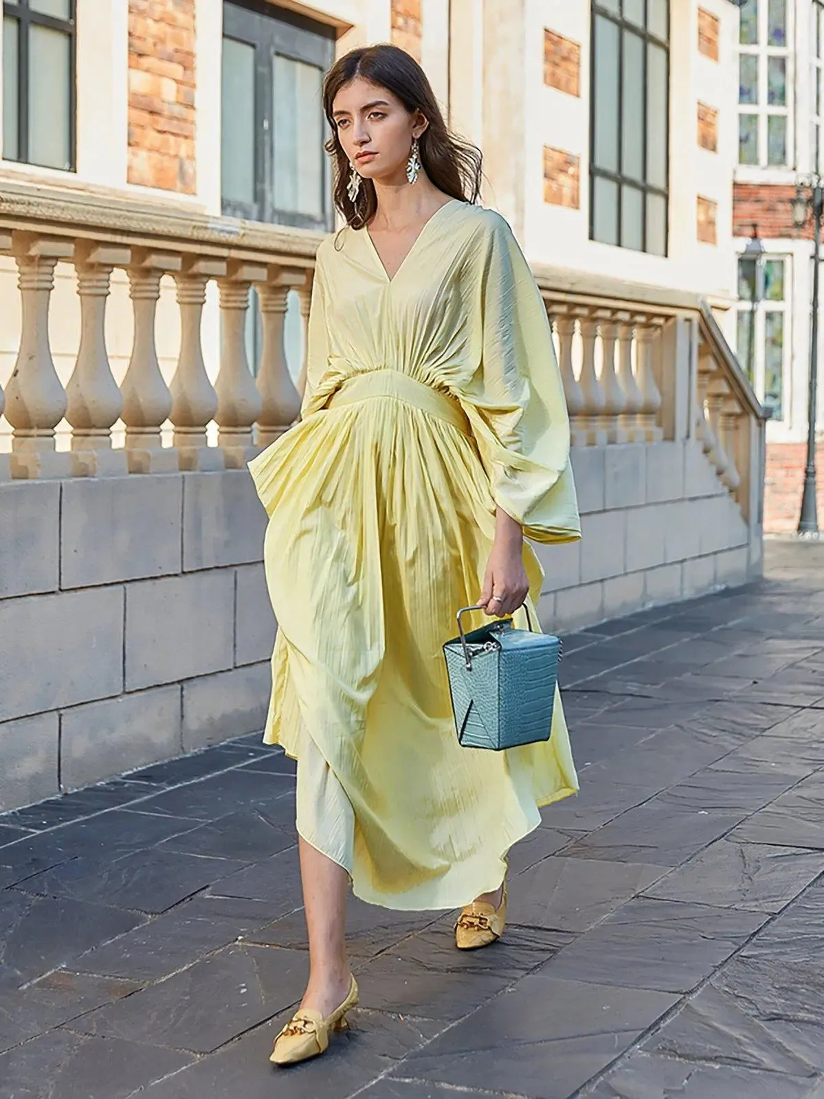 Batwing Sleeve V-Neck Midi Dress