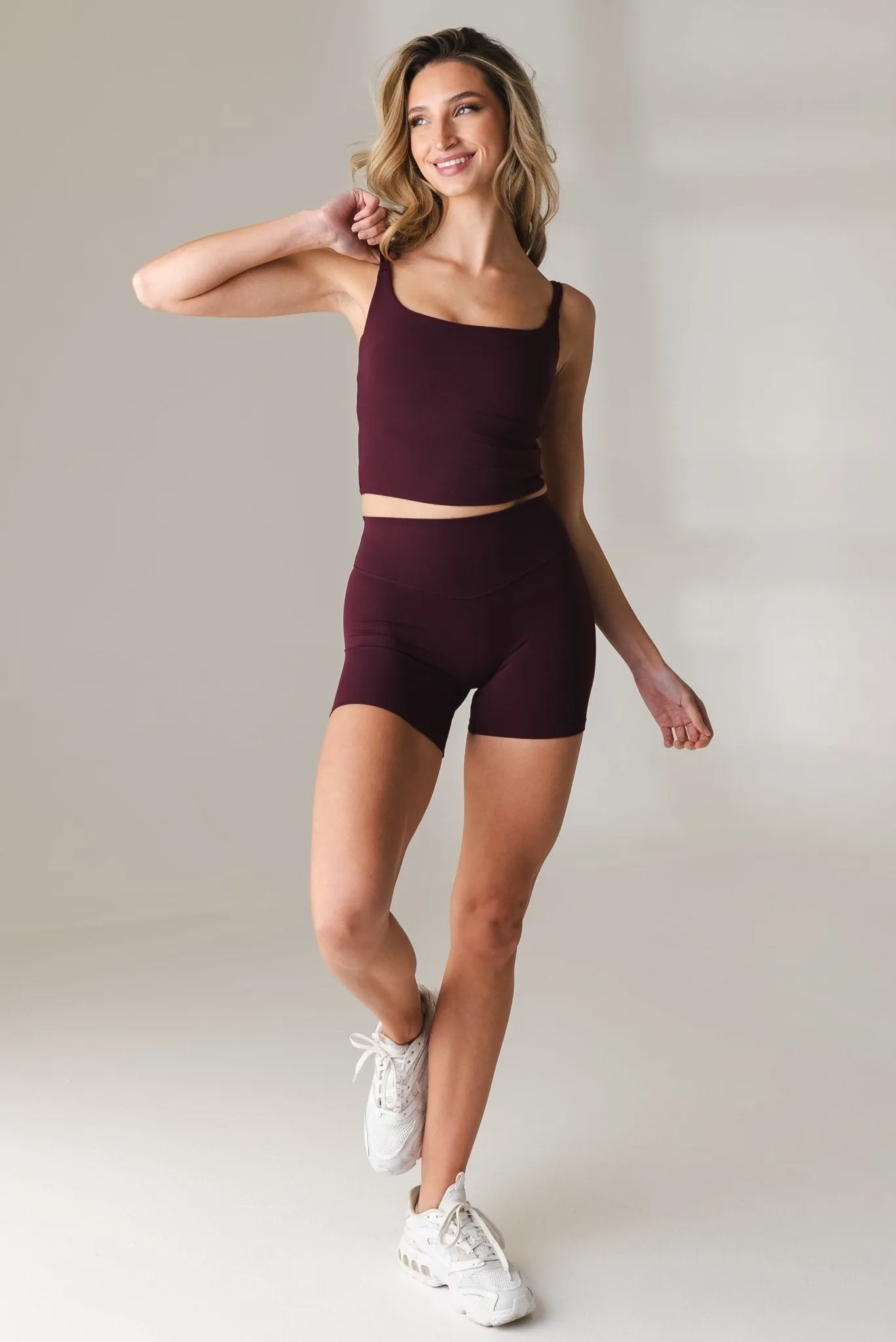 Cloud II™ Scoop Tank - Wine