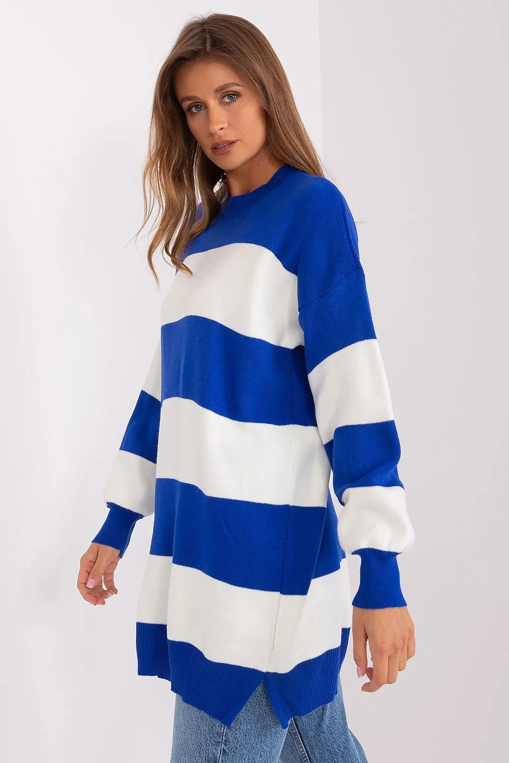 Cozy Chic Striped Acrylic Sweater - A Versatile Wardrobe Staple