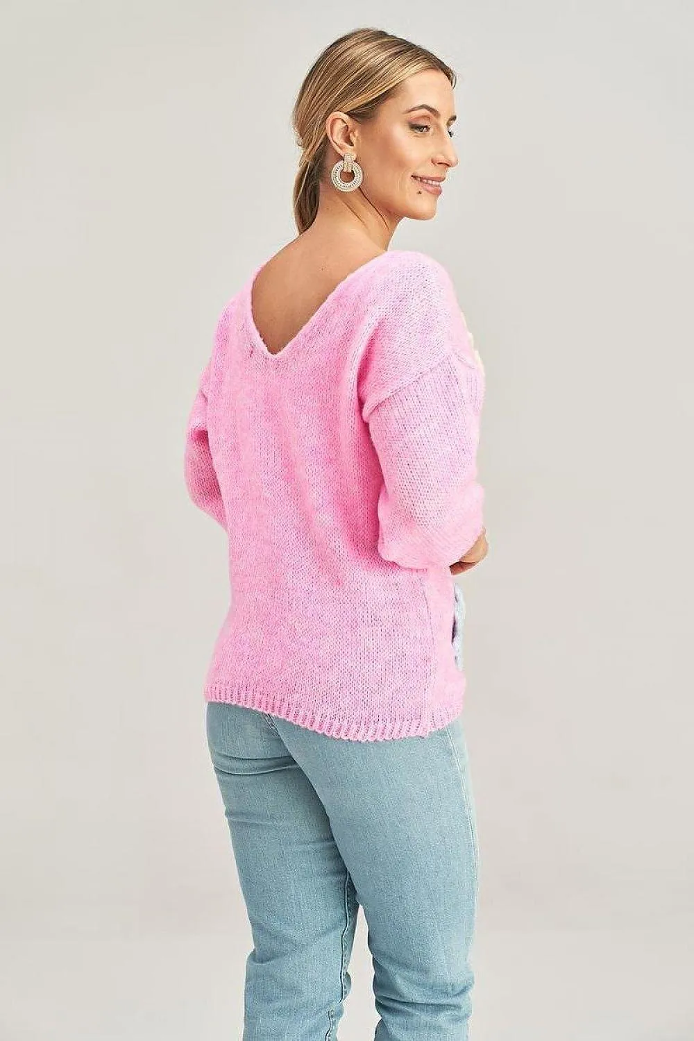 Cozy Elegance Knit Sweater - Luxurious Fabric for Everyday Wear