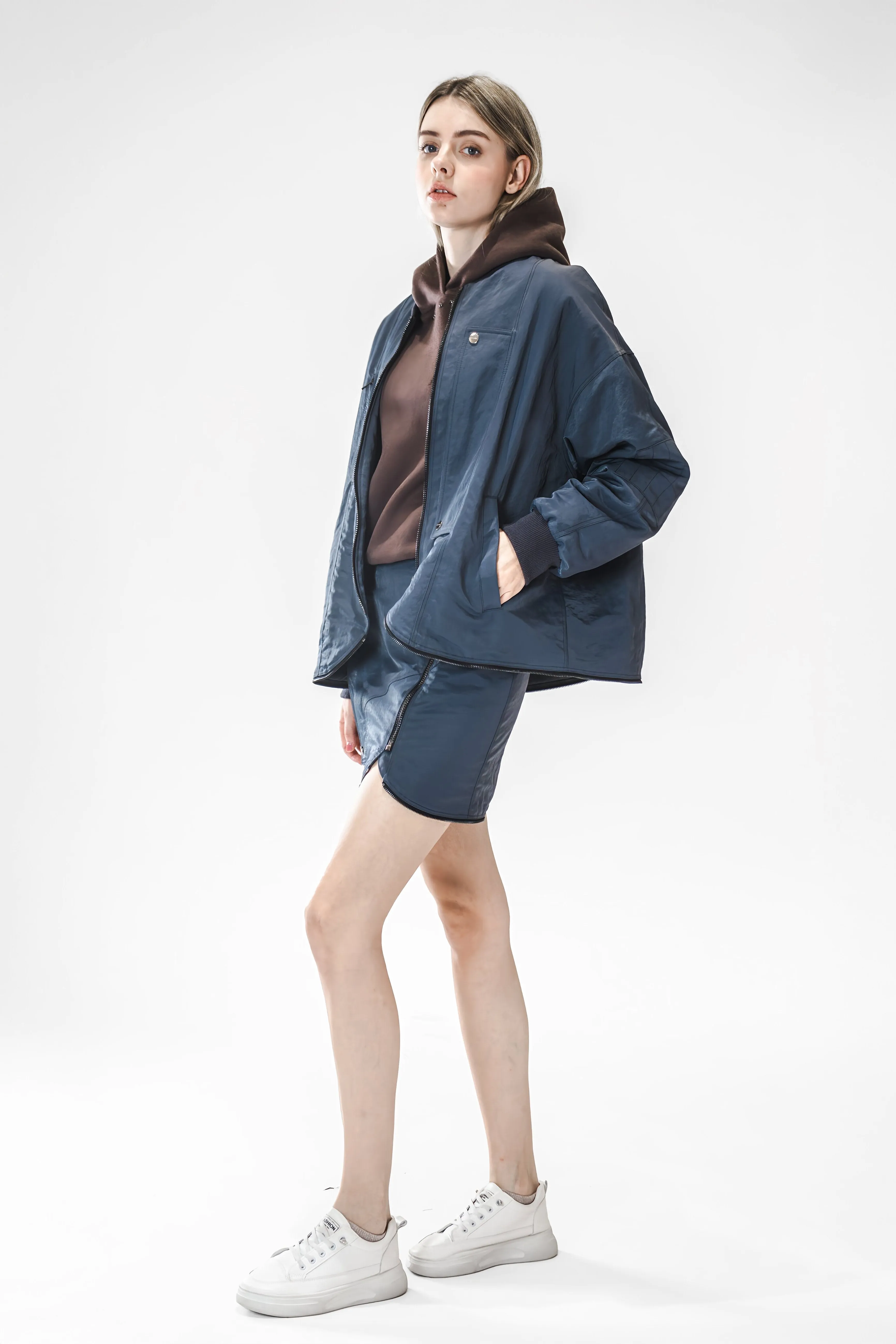 GRAY-BLUE/ANGORA RED LOOSE-FIT TRENCH BOMBER JACKET