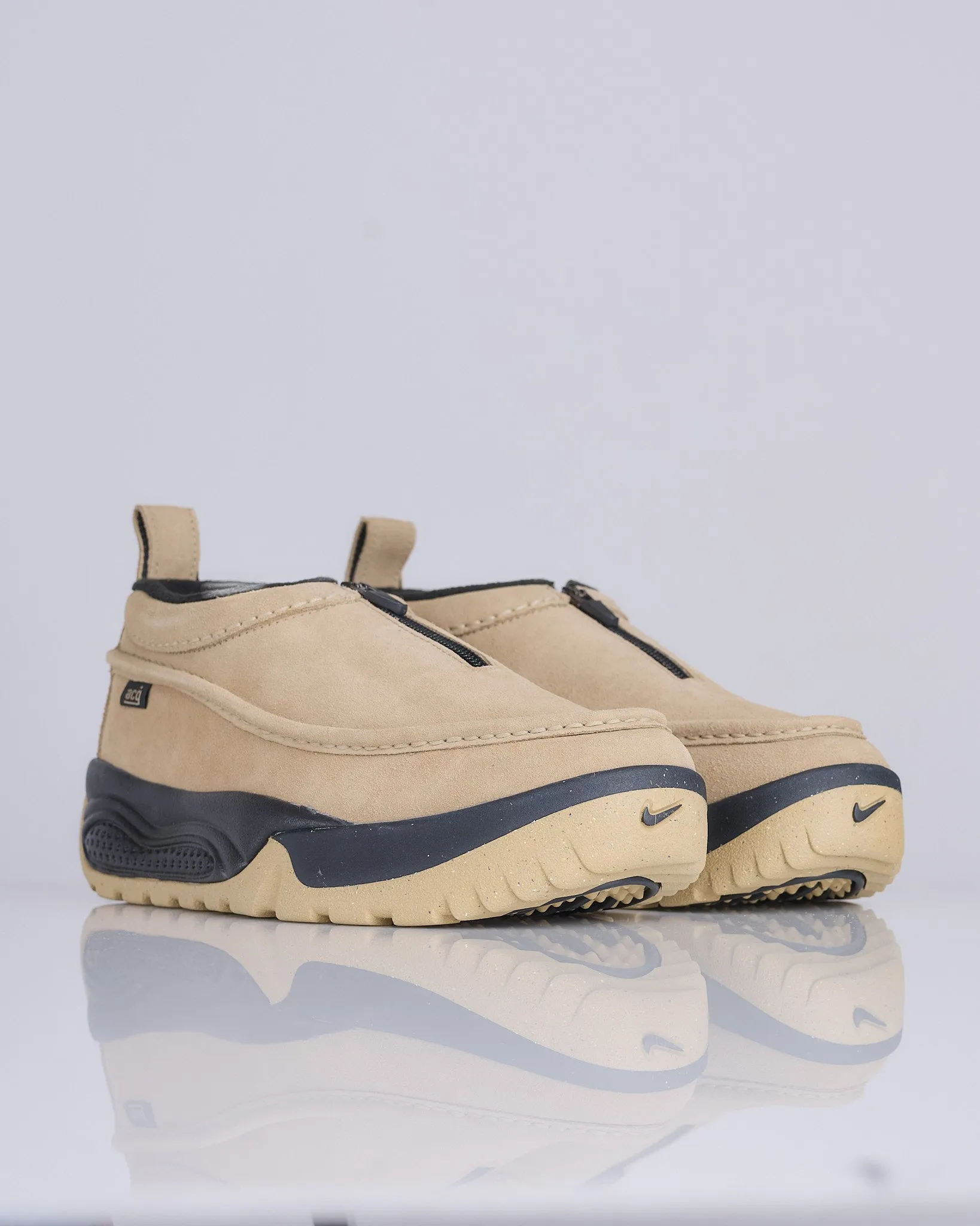 Nike Men's ACG Izy Khaki Limestone-Black-Limestone