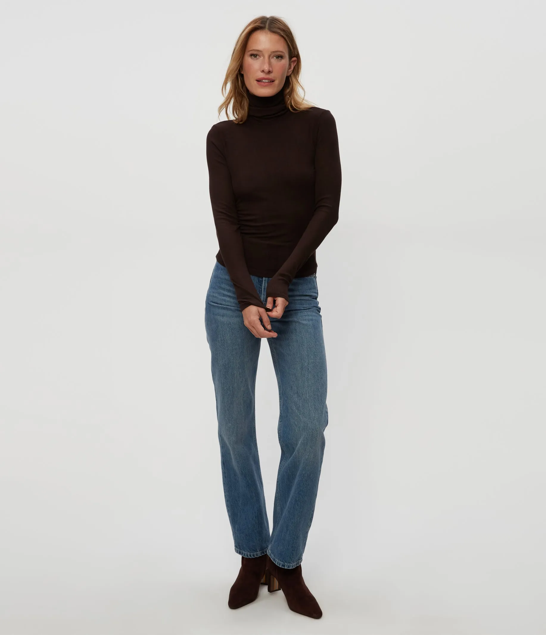 Tara Crop Turtleneck